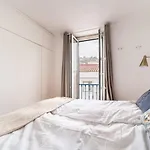 Castle-view Penthouse Duplex In Appartamento Lisbona