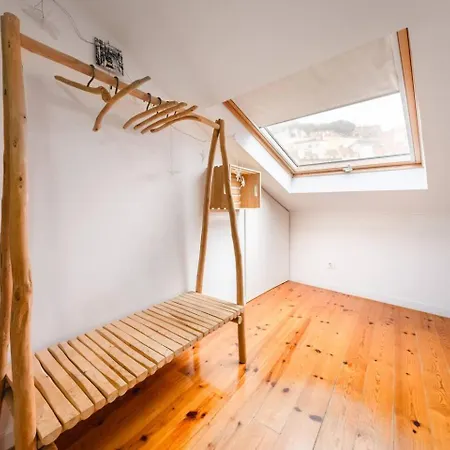 Castle-view Penthouse Duplex In Appartamento *